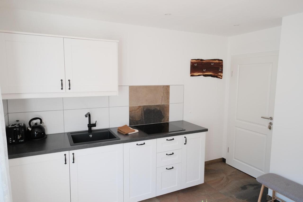 Attwengerhof Apartment เทราน์เคอร์เคน ภายนอก รูปภาพ